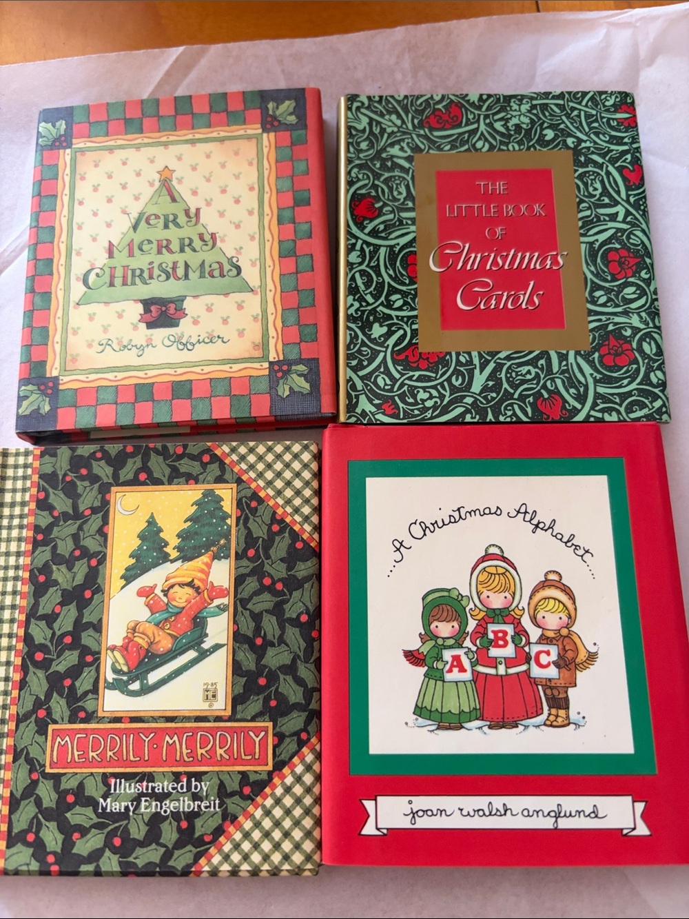 Mary Engelbreit Christmas Mini Book Set - Red & Green Covers